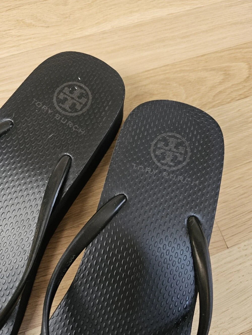 Tory Burch Platform Wedge Flit Flop - Hard to find!